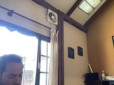 alecsgzz online show from July 28, 2026, 2:35 pm
