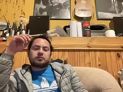 alecsgzz online show from July 28, 2026, 10:31 pm