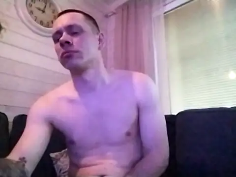 Snapshot of fitboyy_ chatting on May 1, 2026, 6:02 pm fitboyy online show from May 1, 2026, 6:02 pm