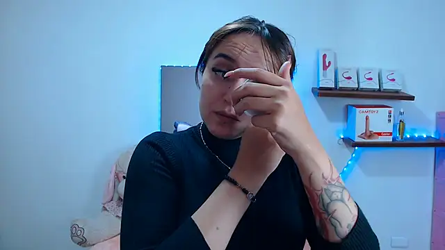Snapshot of anyela_bubble18 chatting on July 4, 2026, 2:18 am anyela bubble18 online show from July 4, 2026, 2:18 am