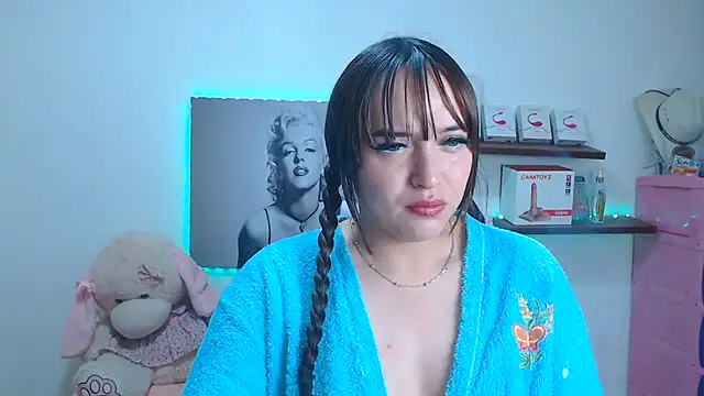 Snapshot of anyela_bubble18 chatting on July 15, 2026, 9:27 am anyela bubble18 online show from July 15, 2026, 9:27 am