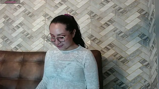 Snapshot of koko15_ chatting on May 30, 2026, 12:44 pm koko15 online show from May 30, 2026, 12:44 pm
