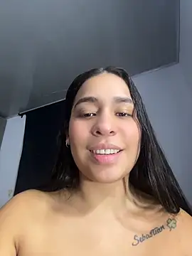 Snapshot of SussyFoxxx chatting on May 6, 2026, 2:21 pm SussyFoxxx online show from May 6, 2026, 2:21 pm