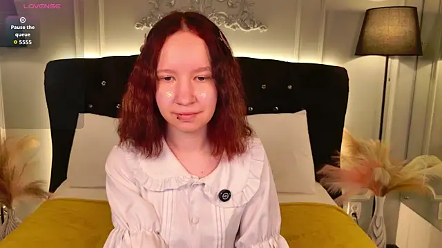 Mi Mi Mia online show from July 7, 2026, 6:11 pm