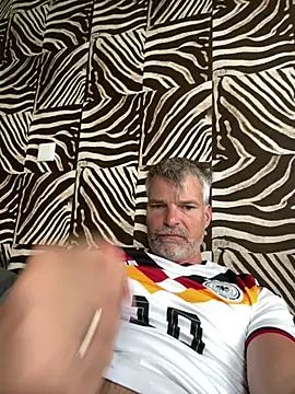 Snapshot of Thor-82 chatting on June 7, 2026, 9:03 am Thor-82 online show from June 7, 2026, 9:03 am