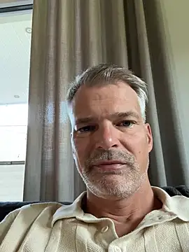 Snapshot of Thor-82 chatting on July 15, 2026, 6:20 am Thor-82 online show from July 15, 2026, 6:20 am