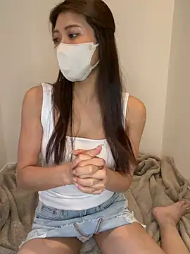 Erika  xx online show from May 26, 2026, 9:40 am