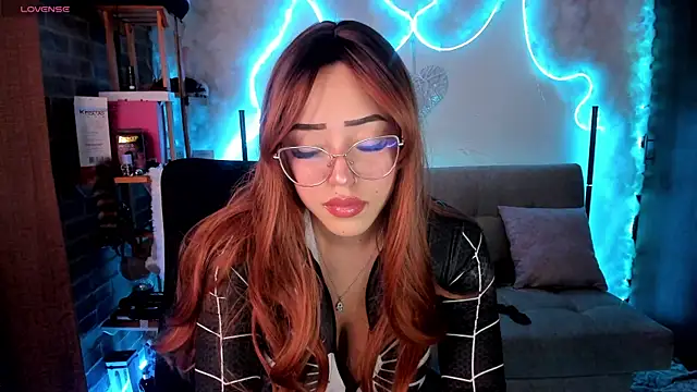 Snapshot of liz_martins1 chatting on May 14, 2026, 2:08 am liz martins1 online show from May 14, 2026, 2:08 am