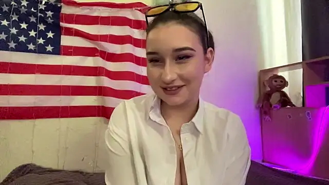 VennieStotesberry online show from May 4, 2026, 6:17 am