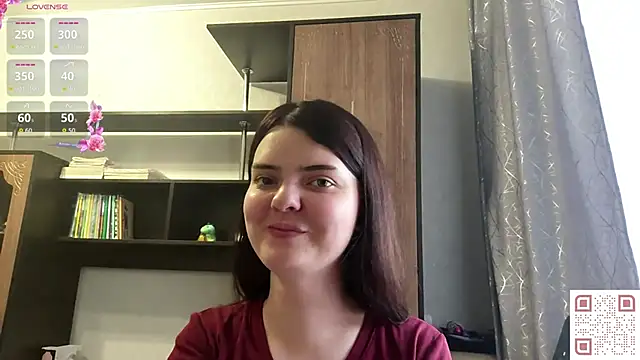 Snapshot of RebelDesiree chatting on June 16, 2026, 8:14 am RebelDesiree online show from June 16, 2026, 8:14 am