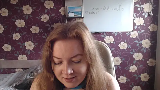 Snapshot of Kate_R chatting on June 18, 2026, 11:15 am Kate R online show from June 18, 2026, 11:15 am