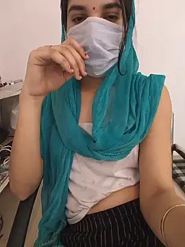 Snapshot of zoya_baby_ chatting on May 20, 2026, 6:10 am zoya baby online show from May 20, 2026, 6:10 am