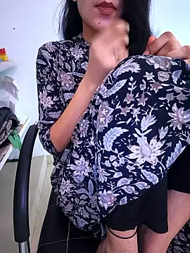 Snapshot of zoya_baby_ chatting on June 1, 2026, 4:24 am zoya baby online show from June 1, 2026, 4:24 am