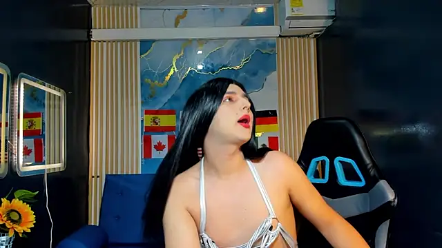 Snapshot of Gaby_Gil_ chatting on June 16, 2026, 1:00 pm Gaby Gil online show from June 16, 2026, 1:00 pm