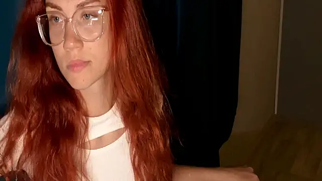 silvia998 online show from July 15, 2026, 6:37 pm