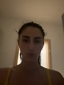 Snapshot of OliviaBaby- chatting on August 4, 2026, 9:30 pm OliviaBaby- online show from August 4, 2026, 9:30 pm
