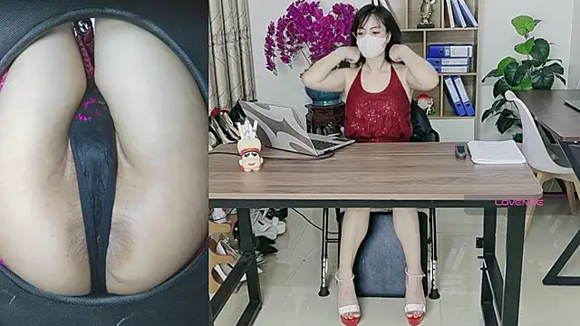 Snapshot of Elidabeth_Mart chatting on June 14, 2026, 2:40 pm Elidabeth Mart online show from June 14, 2026, 2:40 pm