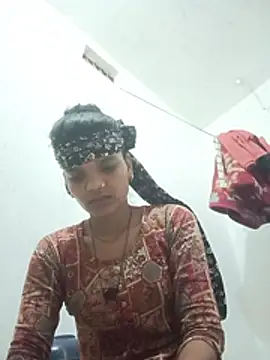 Snapshot of Student_garl_1 chatting on August 7, 2026, 1:33 am Student garl 1 online show from August 7, 2026, 1:33 am