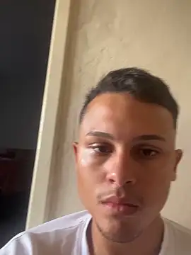 morenoboyy online show from May 4, 2026, 5:49 pm