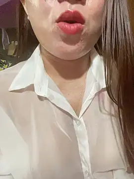 Poppy dogy online show from May 16, 2026, 2:10 am