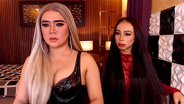 MariaSofiaLoveTS online show from May 11, 2026, 7:44 pm