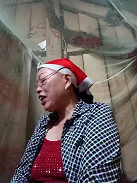 Snapshot of Peony98 chatting on May 6, 2026, 2:43 pm Peony98 online show from May 6, 2026, 2:43 pm