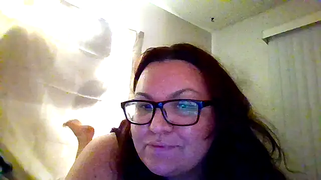 kinkeekelly online show from May 4, 2026, 5:55 am
