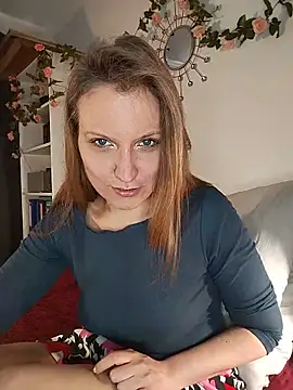 Snapshot of Candy_Cougar chatting on June 12, 2026, 6:00 am Candy Cougar online show from June 12, 2026, 6:00 am