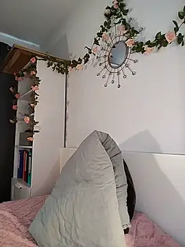 Snapshot of Candy_Cougar chatting on May 26, 2026, 6:55 am Candy Cougar online show from May 26, 2026, 6:55 am