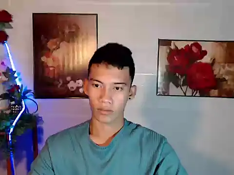 Snapshot of shawn_cole chatting on July 27, 2026, 12:45 pm shawn cole online show from July 27, 2026, 12:45 pm