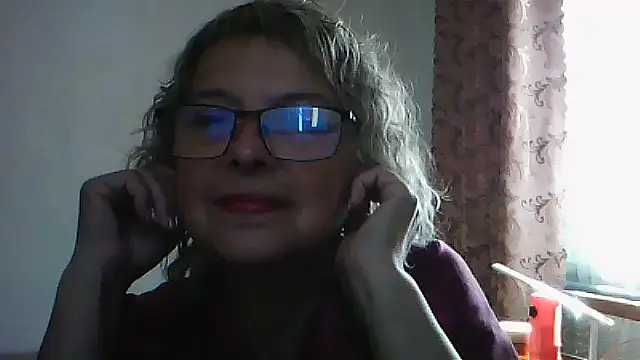Snapshot of ElizabethGorden chatting on July 9, 2026, 6:03 am ElizabethGorden online show from July 9, 2026, 6:03 am