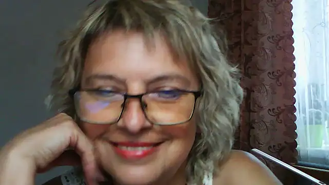 Snapshot of ElizabethGorden chatting on July 15, 2026, 1:18 pm ElizabethGorden online show from July 15, 2026, 1:18 pm