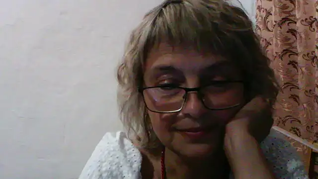 Snapshot of ElizabethGorden chatting on July 28, 2026, 7:39 pm ElizabethGorden online show from July 28, 2026, 7:39 pm
