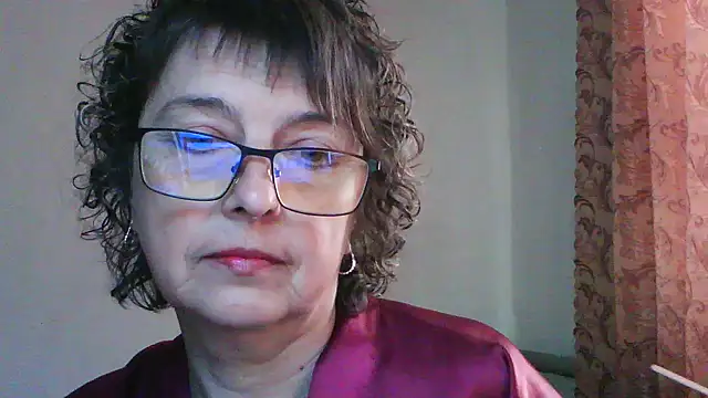Snapshot of ElizabethGorden chatting on May 24, 2026, 3:39 am ElizabethGorden online show from May 24, 2026, 3:39 am