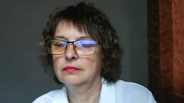 Snapshot of ElizabethGorden chatting on June 1, 2026, 11:32 am ElizabethGorden online show from June 1, 2026, 11:32 am
