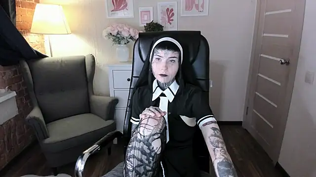 Snapshot of Bloood__Mary chatting on July 29, 2026, 8:30 pm Bloood Mary online show from July 29, 2026, 8:30 pm