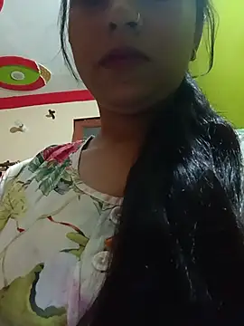 Snapshot of Life_Of_Diya chatting on July 17, 2026, 11:35 pm Life Of Diya online show from July 17, 2026, 11:35 pm