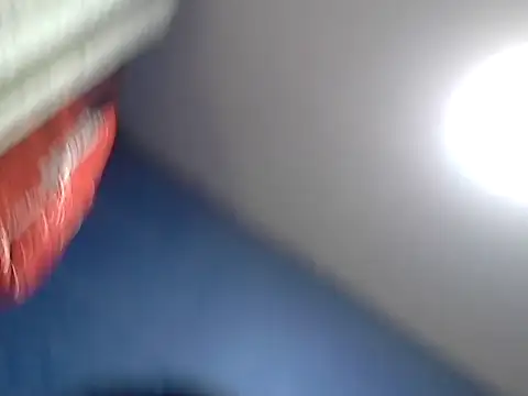 hotchilimom online show from January 13, 2026, 11:47 am