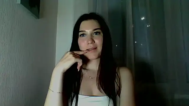 Katiee Foxi online show from May 5, 2026, 6:44 pm