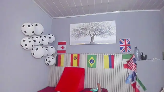 Snapshot of rosse_m1 chatting on July 9, 2026, 11:31 am rosse m1 online show from July 9, 2026, 11:31 am