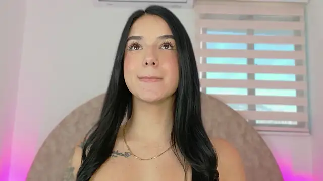 Snapshot of xime_prinss chatting on July 6, 2026, 3:14 pm xime prinss online show from July 6, 2026, 3:14 pm