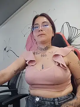 Snapshot of marita_ chatting on May 20, 2026, 8:28 pm marita online show from May 20, 2026, 8:28 pm