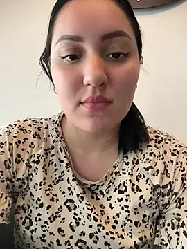 Snapshot of Slvarez chatting on June 22, 2026, 9:34 pm Slvarez online show from June 22, 2026, 9:34 pm