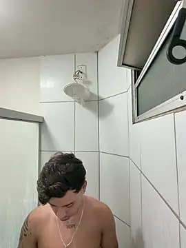 joaogamaaa online show from May 5, 2026, 6:16 am