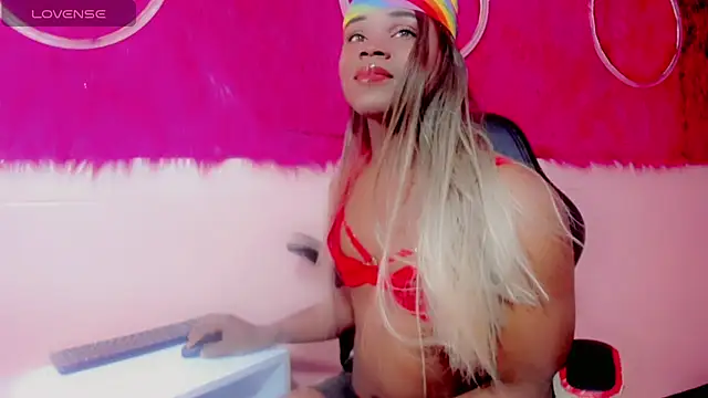 Snapshot of ambar_temptation chatting on June 20, 2026, 7:19 pm ambar temptation online show from June 20, 2026, 7:19 pm