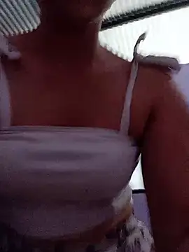 Snapshot of _Angelgold chatting on June 21, 2026, 7:41 pm Angelgold online show from June 21, 2026, 7:41 pm