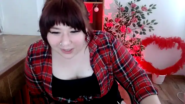 Snapshot of KarolinasHot chatting on May 29, 2026, 6:58 pm KarolinasHot online show from May 29, 2026, 6:58 pm