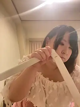Snapshot of shino_n642 chatting on July 20, 2026, 5:37 pm shino n642 online show from July 20, 2026, 5:37 pm