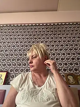 Snapshot of AnastasiaGrey777 chatting on June 14, 2026, 5:19 am AnastasiaGrey777 online show from June 14, 2026, 5:19 am