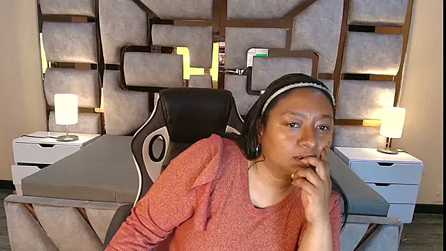 Snapshot of Rachell_Carter chatting on May 16, 2026, 10:36 am Rachell Carter online show from May 16, 2026, 10:36 am